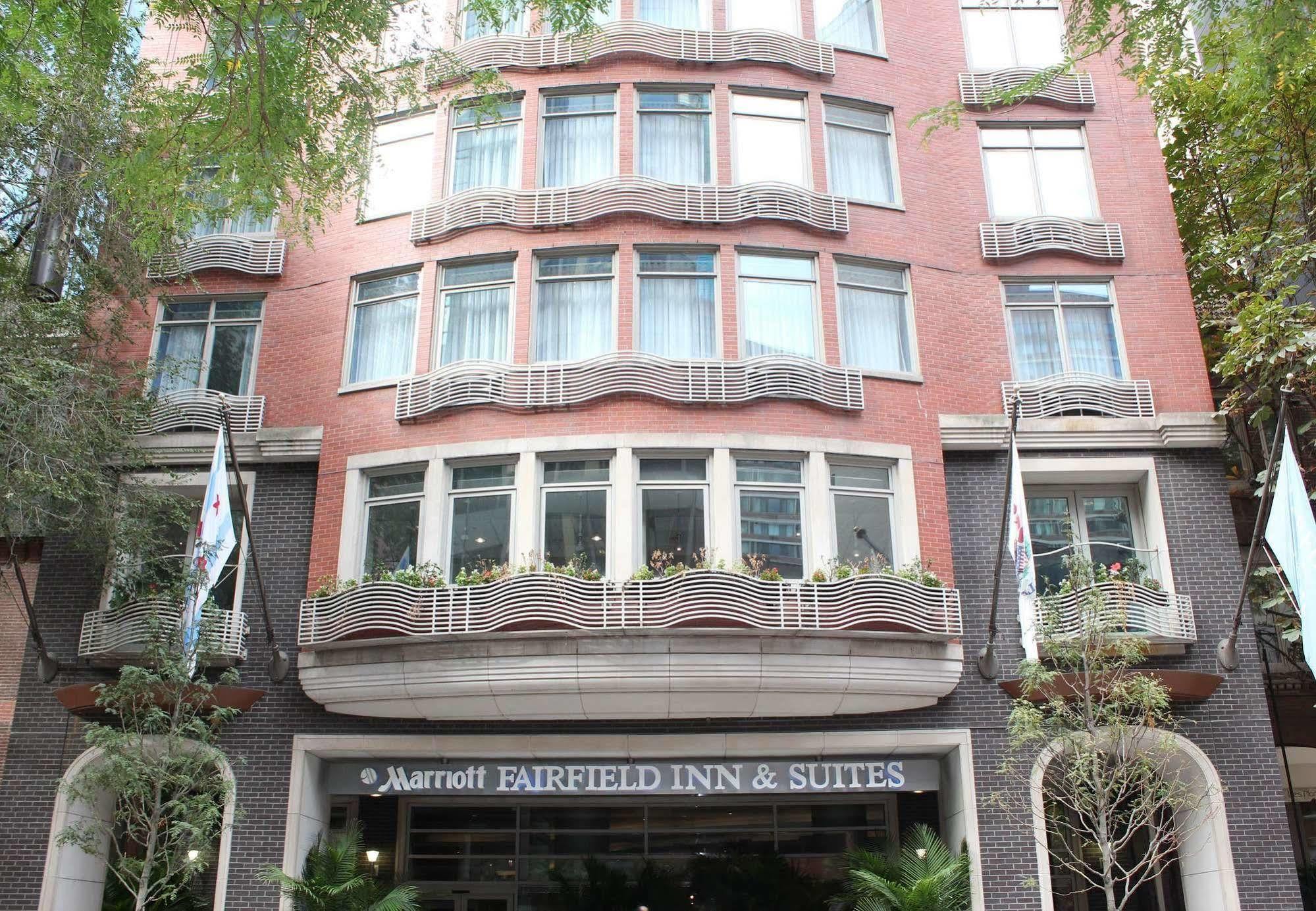Fairfield Inn And Suites Chicago Downtown/ Magnificent Mile Exterior foto